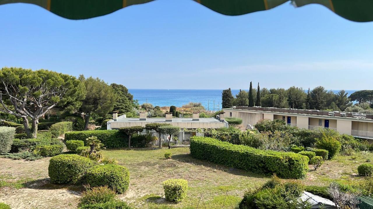 Baie Des Anges Apartment